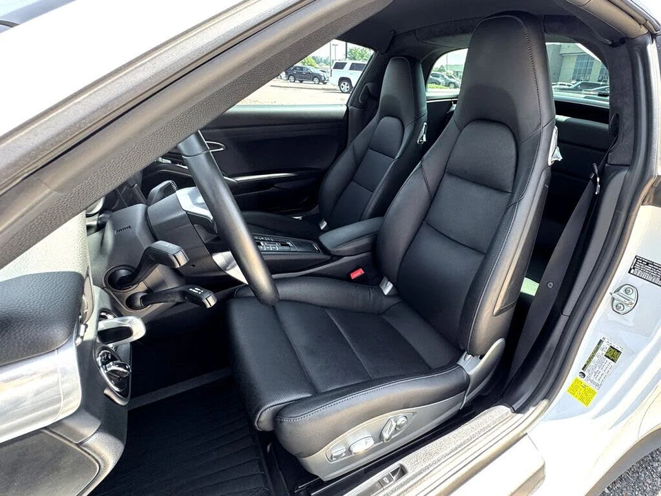 2019 Porsche 991 Targa 4 & 4S - Image 22 of 31