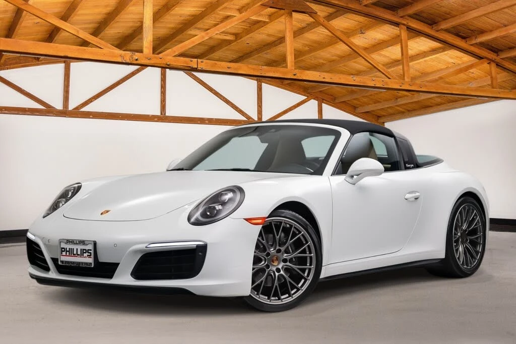 2019 Porsche 991 Targa 4 & 4S - Image 2 of 31