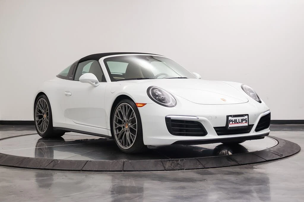 2019 Porsche 991 Targa 4 & 4S - Image 16 of 31