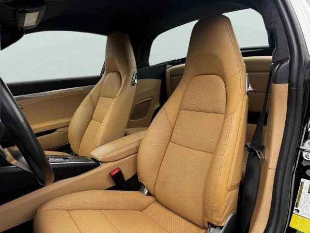 2019 Porsche 991 Targa 4 & 4S - Image 25 of 31