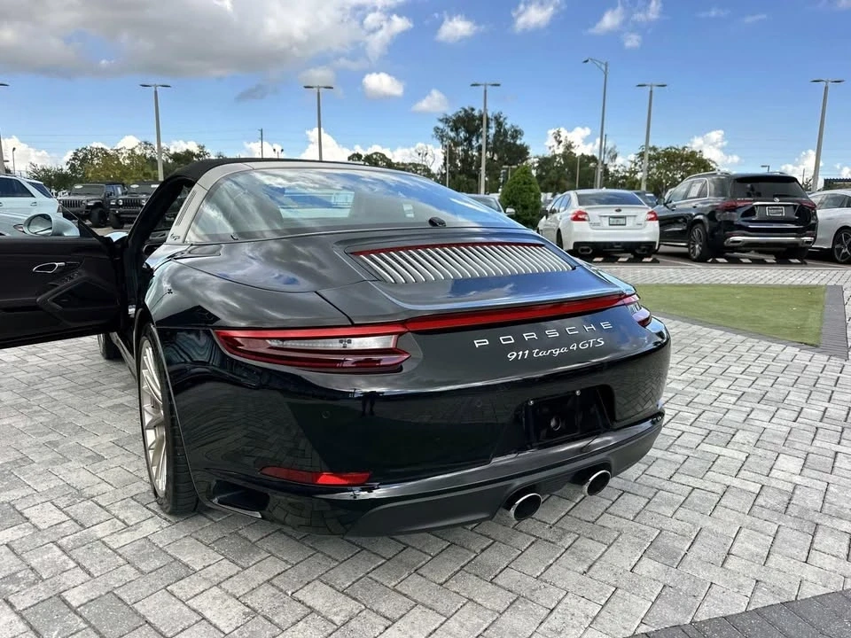 2019 Porsche 991 Targa 4 GTS - Image 6 of 11