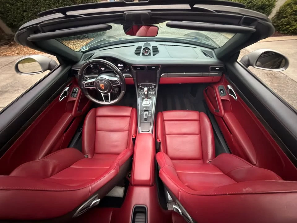 2019 Porsche 991 Targa 4 GTS - Image 6 of 17