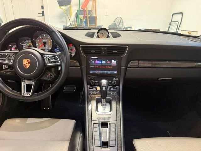 2019 Porsche 991 Targa 4 GTS - Image 9 of 10