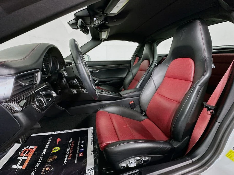 2019 Porsche 991 Targa 4 GTS - Image 14 of 17