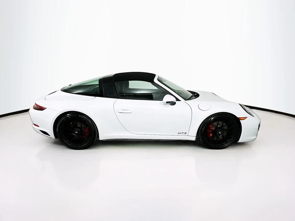 2019 Porsche 991 Targa 4 GTS - Image 5 of 17
