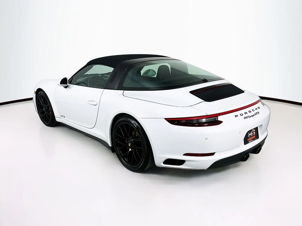 2019 Porsche 991 Targa 4 GTS - Image 8 of 17