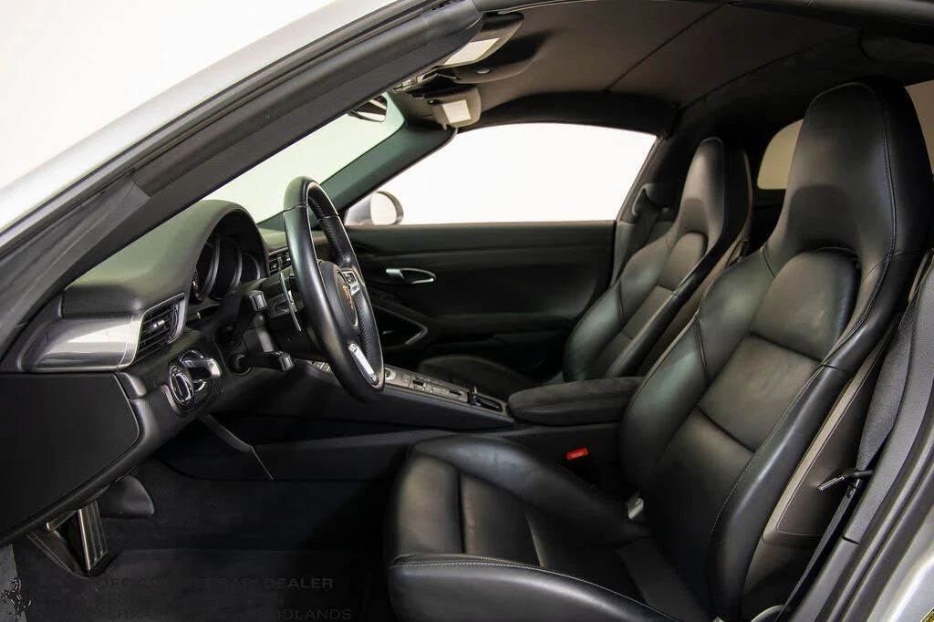 2019 Porsche 991 Targa 4 GTS - Image 5 of 31