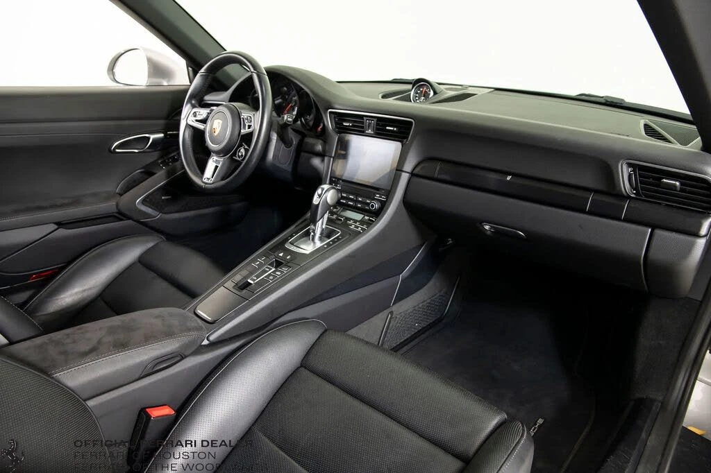 2019 Porsche 991 Targa 4 GTS - Image 18 of 31