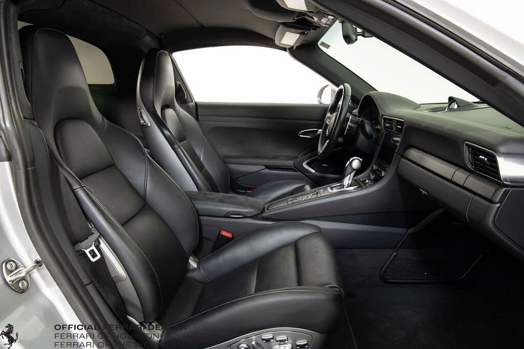 2019 Porsche 991 Targa 4 GTS - Image 12 of 31