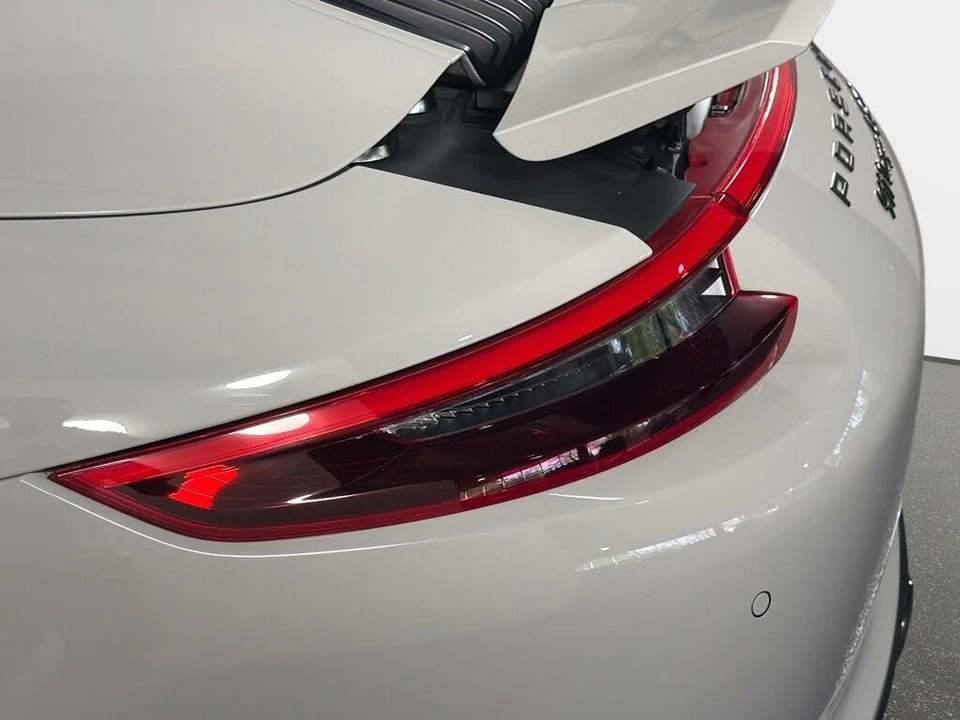 2019 Porsche 991 Targa 4 GTS - Image 16 of 31