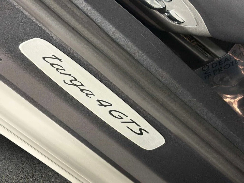 2019 Porsche 991 Targa 4 GTS - Image 24 of 31