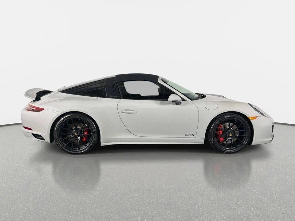 2019 Porsche 991 Targa 4 GTS - Image 2 of 31