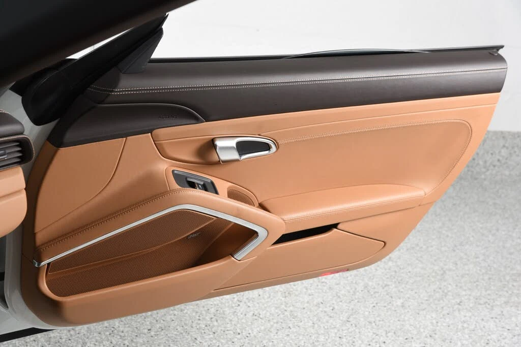 2019 Porsche 991 Targa 4 GTS - Image 26 of 30