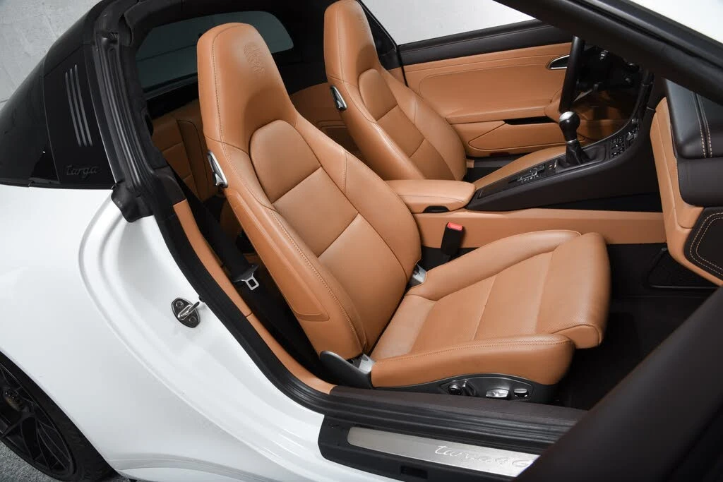 2019 Porsche 991 Targa 4 GTS - Image 17 of 30