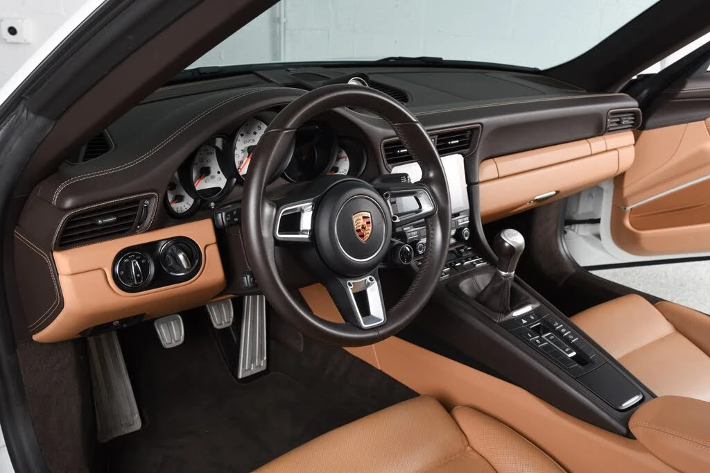 2019 Porsche 991 Targa 4 GTS - Image 15 of 30