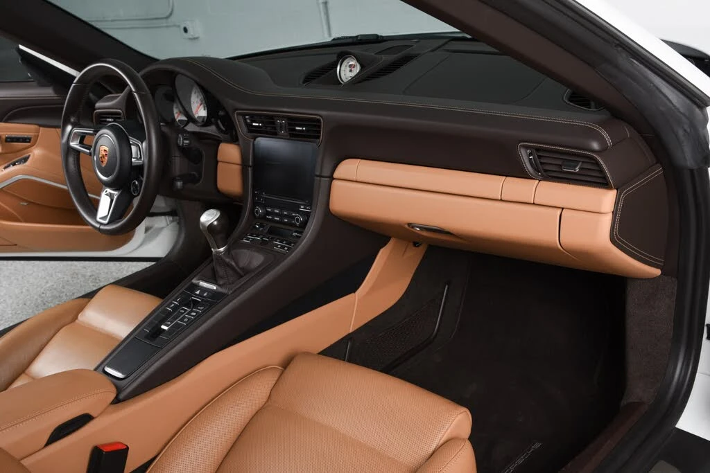 2019 Porsche 991 Targa 4 GTS - Image 14 of 30