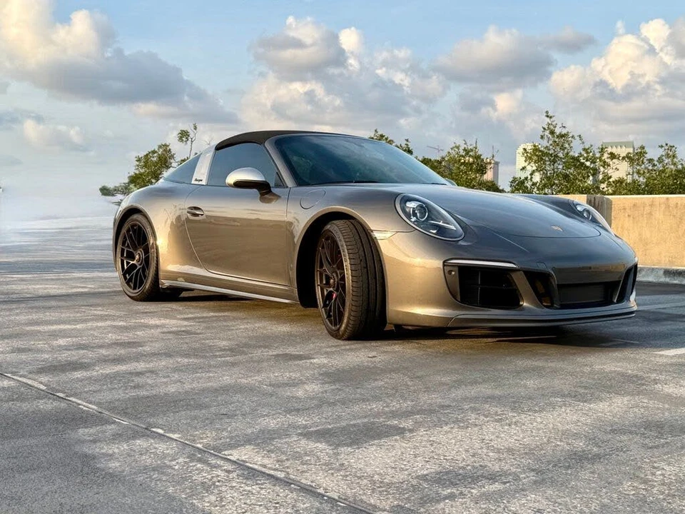 2019 Porsche 991 Targa 4 GTS - Image 14 of 31