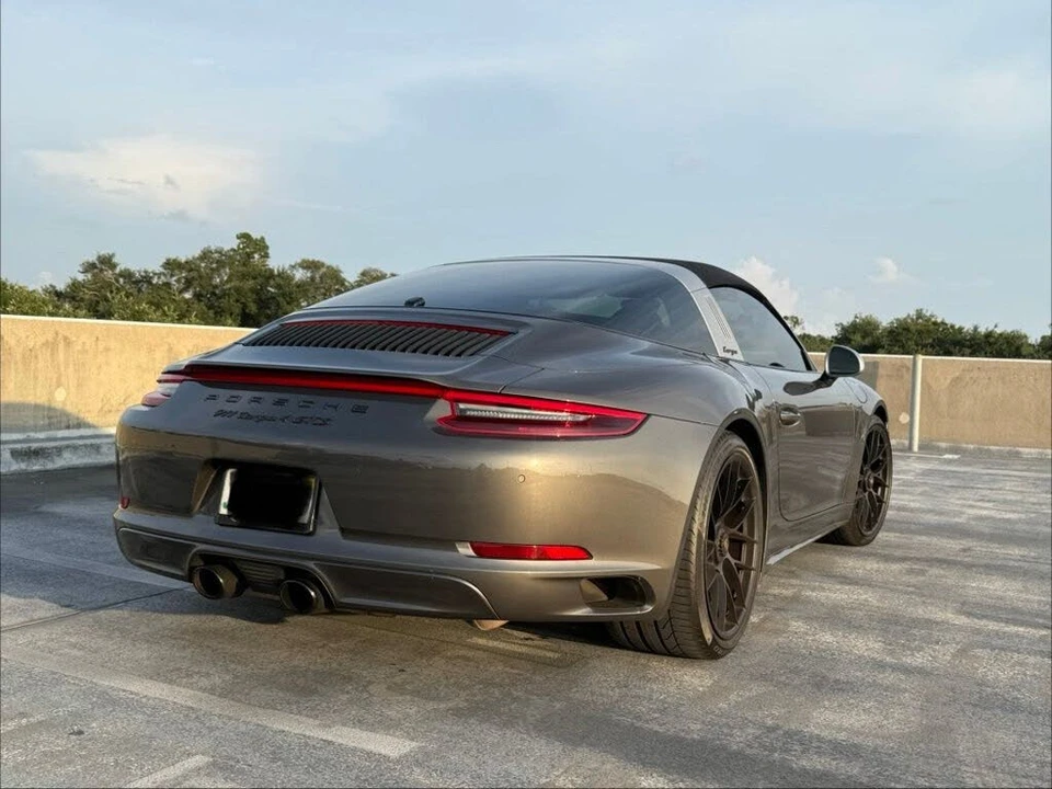 2019 Porsche 991 Targa 4 GTS - Image 17 of 31