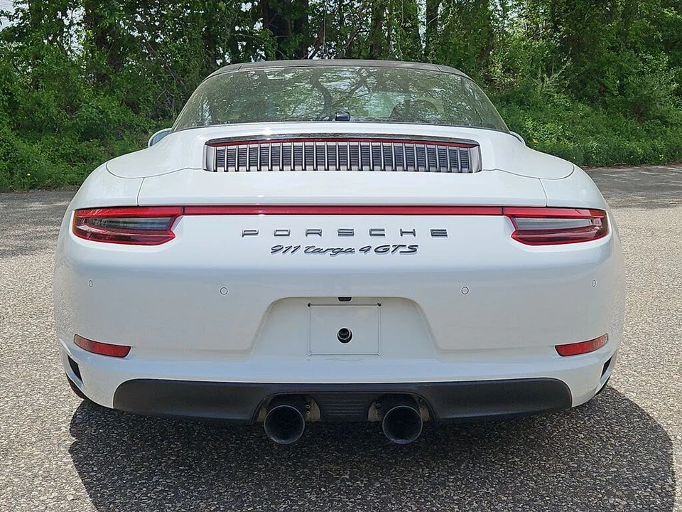 2019 Porsche 991 Targa 4 GTS - Image 6 of 31