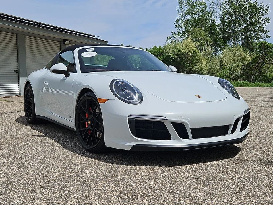2019 Porsche 991 Targa 4 GTS - Image 9 of 31