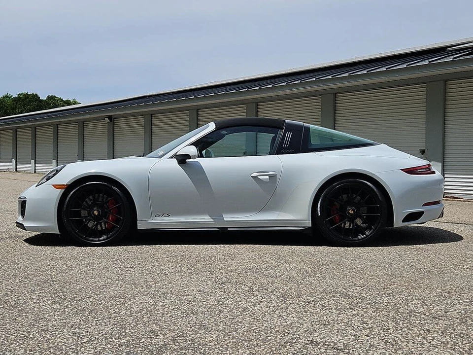 2019 Porsche 991 Targa 4 GTS - Image 2 of 31