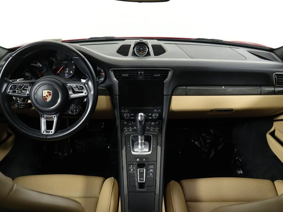 2019 Porsche 991 Targa 4 GTS - Image 11 of 31