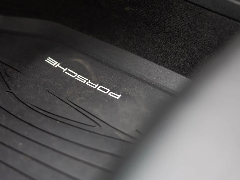 2019 Porsche 991 Targa 4 GTS - Image 14 of 31