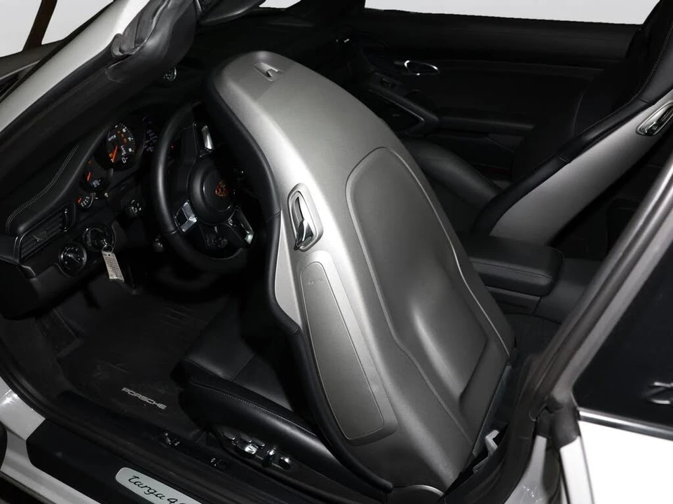 2019 Porsche 991 Targa 4 GTS - Image 6 of 31