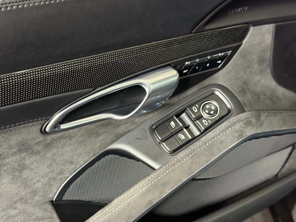 2019 Porsche 991 Targa 4 GTS - Image 27 of 31