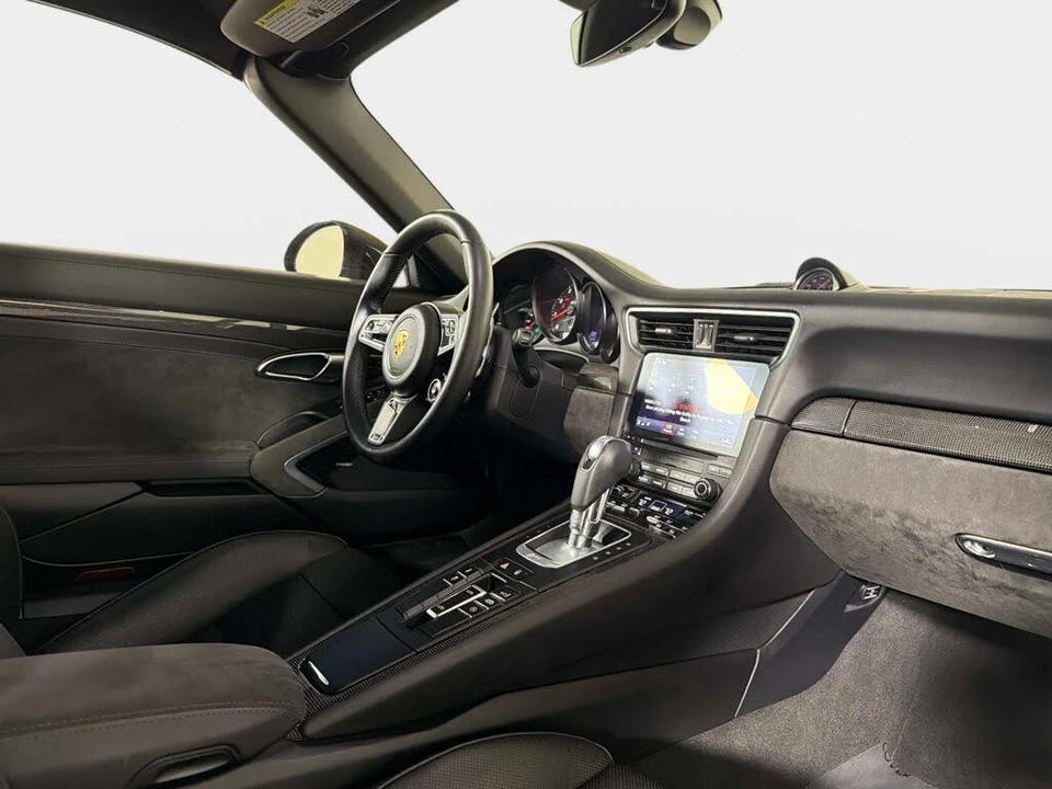 2019 Porsche 991 Targa 4 GTS - Image 25 of 31