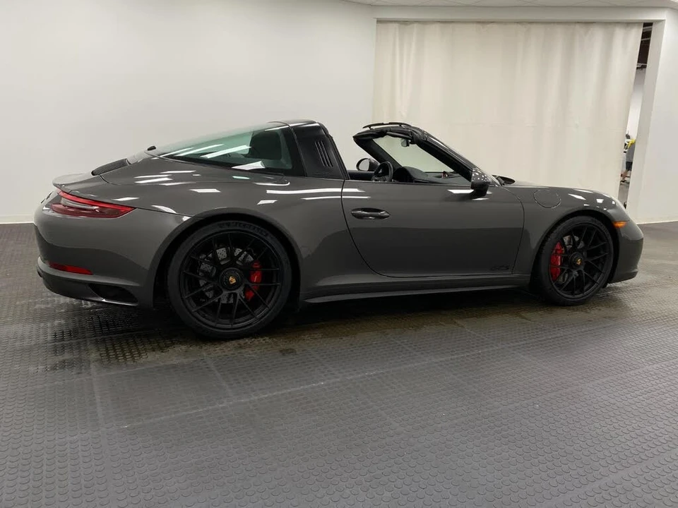2019 Porsche 991 Targa 4 GTS - Image 10 of 29