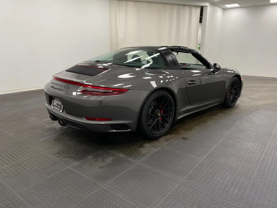 2019 Porsche 991 Targa 4 GTS - Image 8 of 29