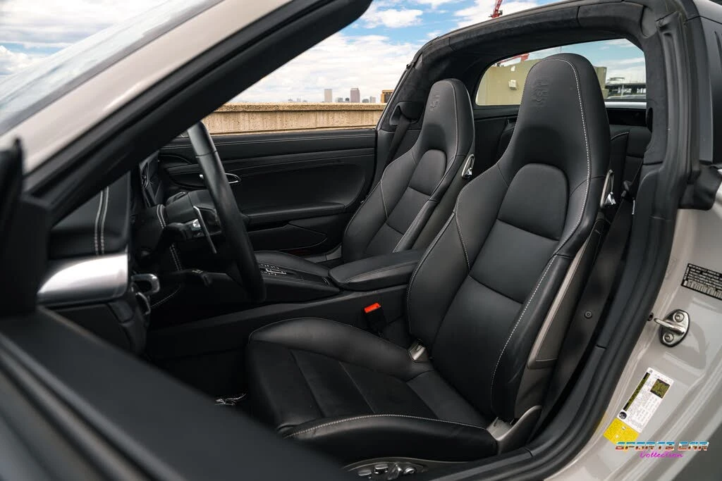 2019 Porsche 991 Targa 4 GTS - Image 5 of 31