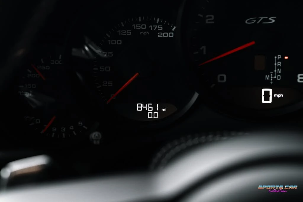 2019 Porsche 991 Targa 4 GTS - Image 14 of 31