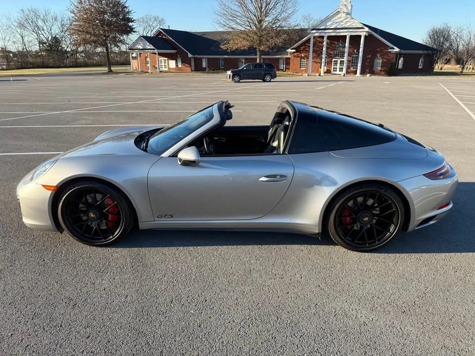 2019 Porsche 991 Targa 4 GTS - Image 16 of 19