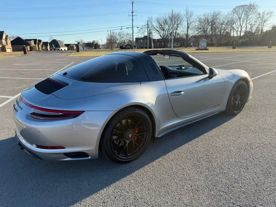 2019 Porsche 991 Targa 4 GTS - Image 17 of 19