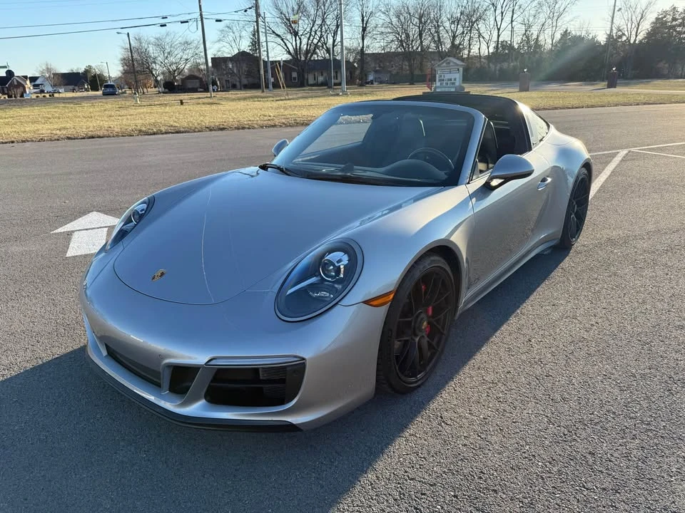 2019 Porsche 991 Targa 4 GTS - Image 15 of 19