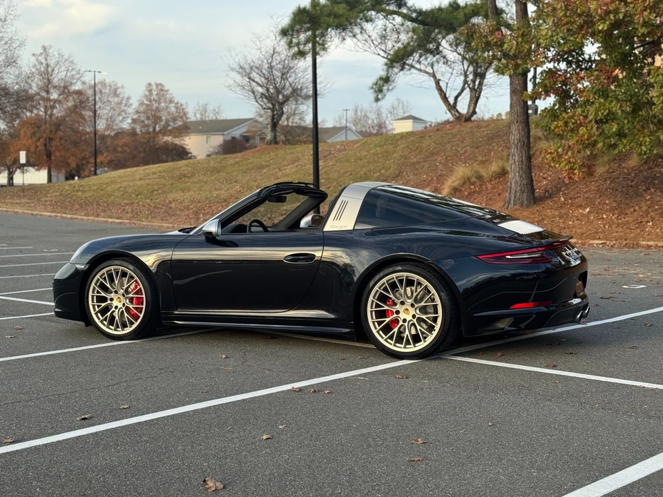 2019 Porsche 991 Targa 4 GTS - Image 7 of 12