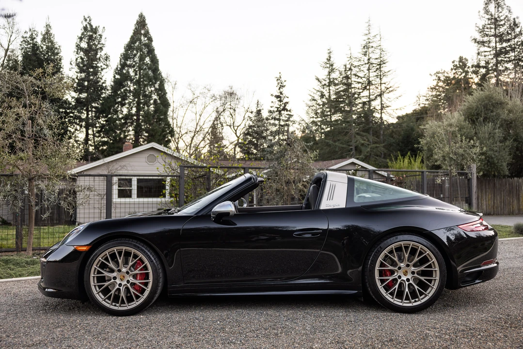 2019 Porsche 991 Targa 4 GTS - Image 7 of 31