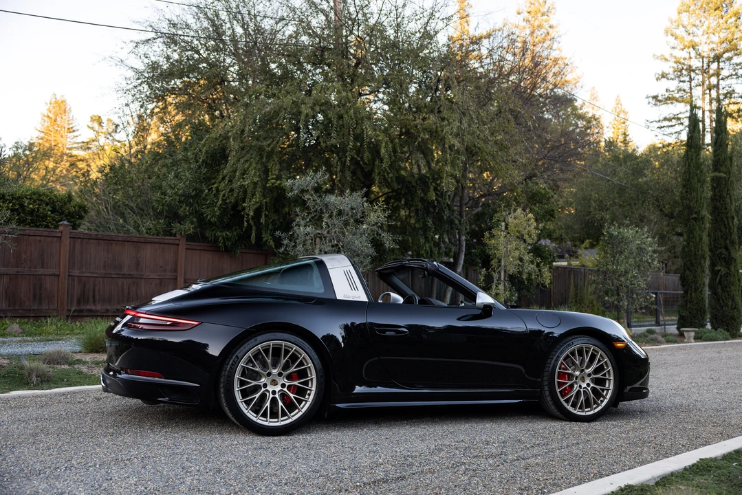 2019 Porsche 991 Targa 4 GTS - Image 12 of 31