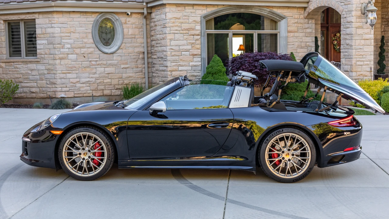 2019 Porsche 991 Targa 4 GTS - Image 24 of 31