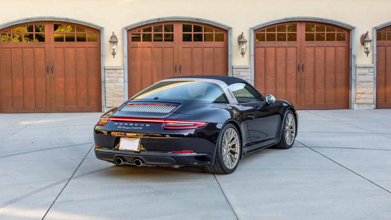 2019 Porsche 991 Targa 4 GTS - Image 8 of 31