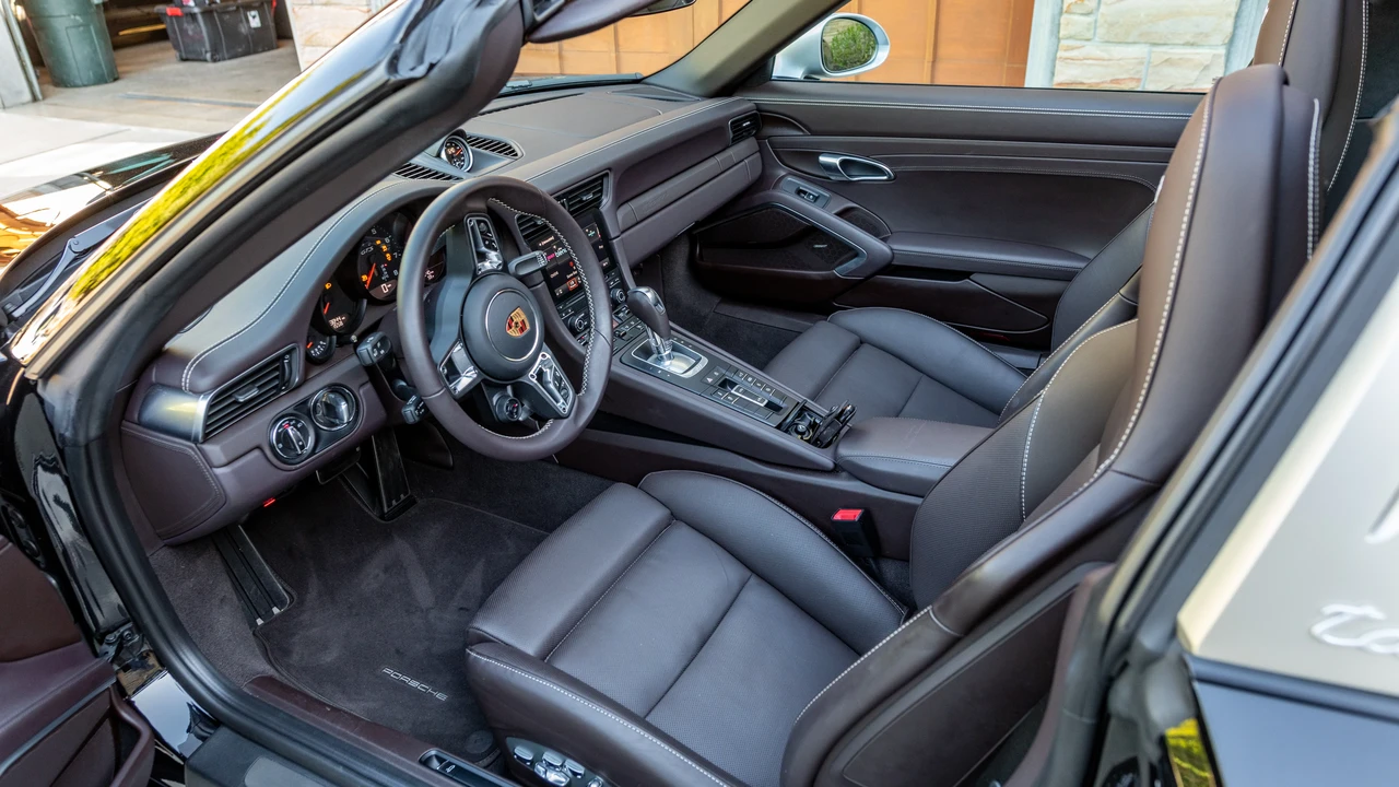 2019 Porsche 991 Targa 4 GTS - Image 28 of 31