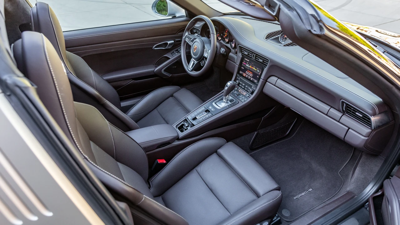 2019 Porsche 991 Targa 4 GTS - Image 29 of 31