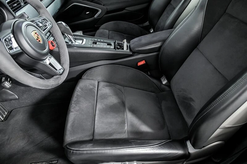 2019 Porsche 991 Targa 4 GTS - Image 16 of 29