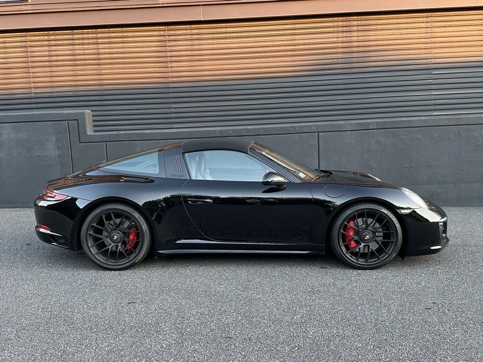 2019 Porsche 991 Targa 4 GTS - Image 11 of 21
