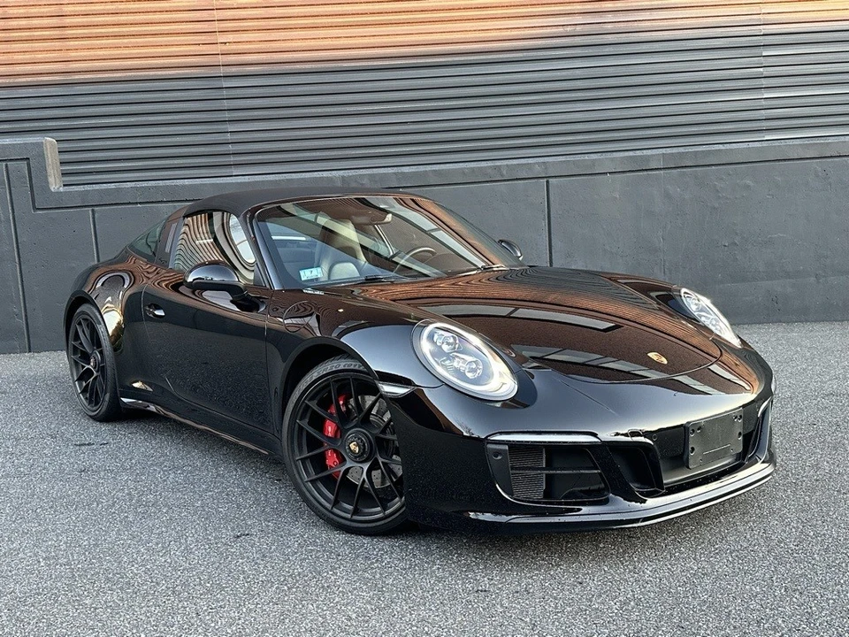 2019 Porsche 991 Targa 4 GTS - Image 12 of 21
