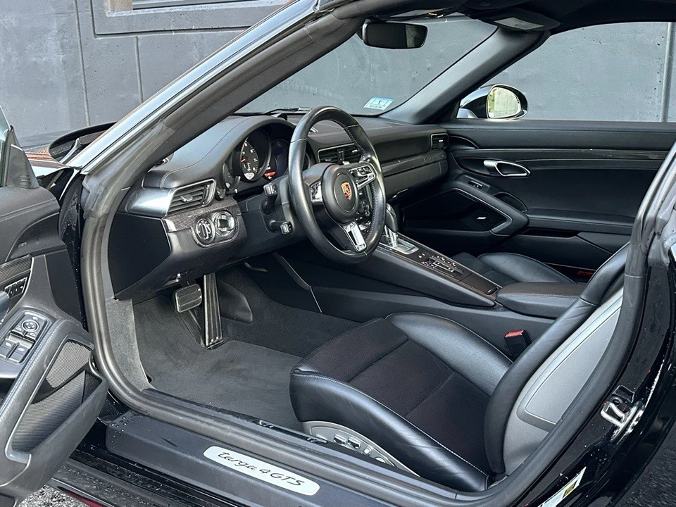 2019 Porsche 991 Targa 4 GTS - Image 15 of 21
