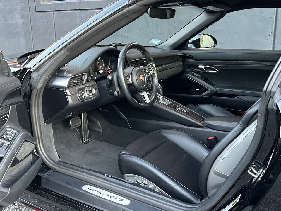 2019 Porsche 991 Targa 4 GTS - Image 4 of 21