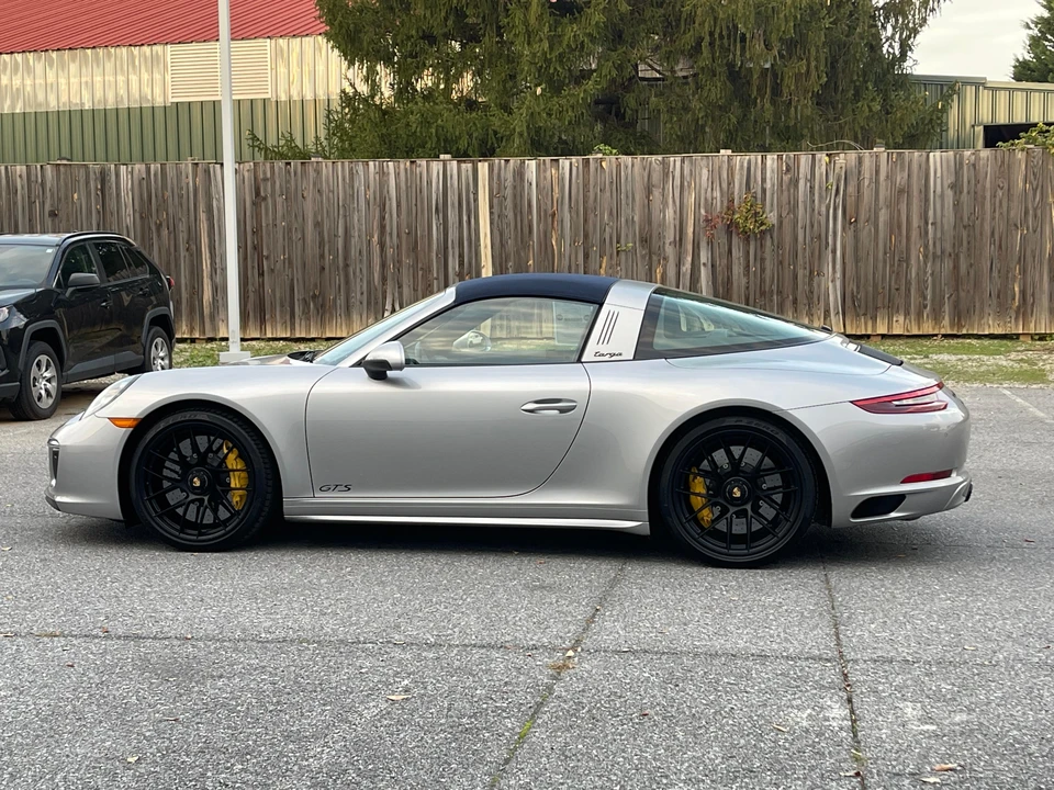 2019 Porsche 991 Targa 4 GTS - Image 19 of 31